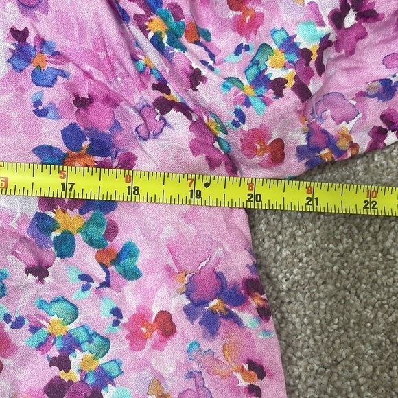 Soft Surroundings Brialla Floral Lilac Lightweight Print Top - Picture 10 of 11